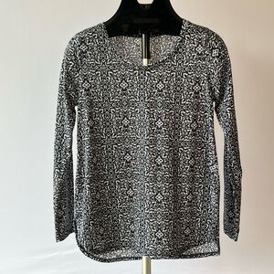 Faded Glory Patterned Long-sleeve Top - Size Small